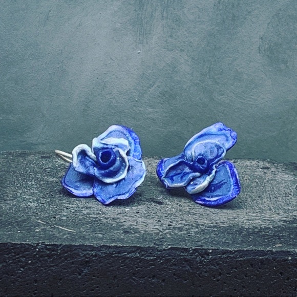 Handmade Blue Orchid Flower Earrings - Picture 3 of 5